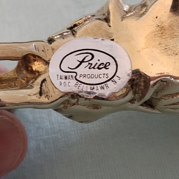 VINTAGE SOLID BRASS ELEPHANT FIGURINE IN EXCELLENT CONDITION. - Picture 6 of 7